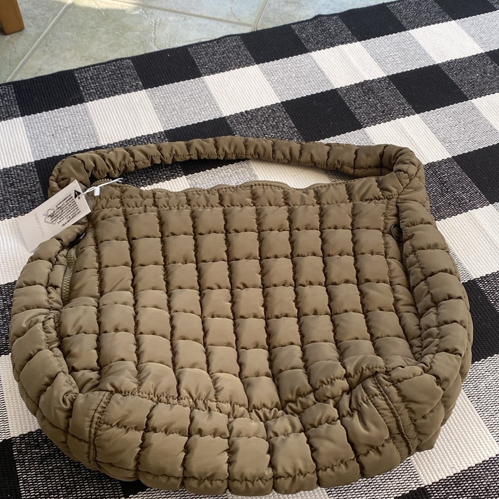 Nylon Puffer Bag in Olive Green